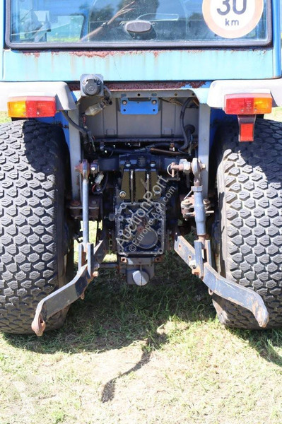 Tractor Iseki TF321F