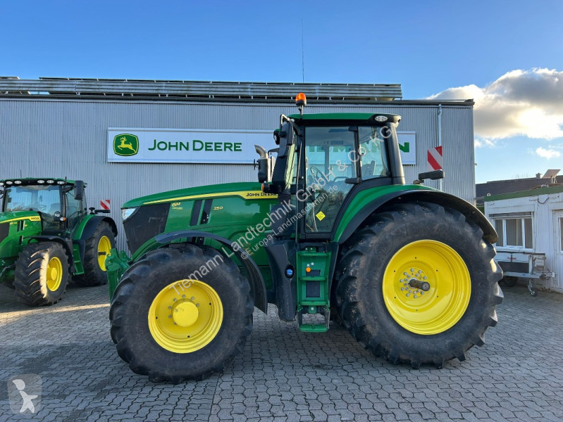 Zemědělský traktor John Deere 6M 250...
