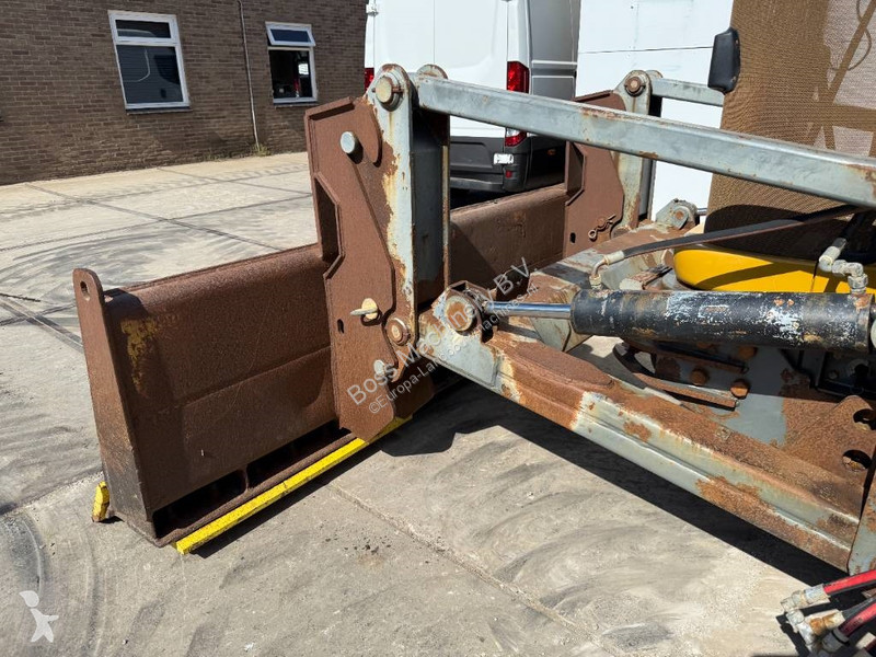 Lantbrukstraktor Caterpillar Challenger MT865B...