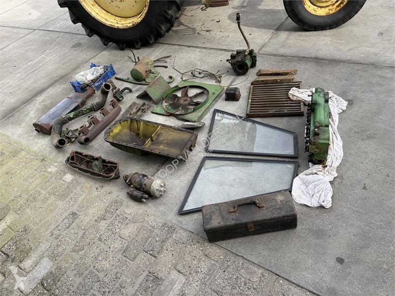 Lantbrukstraktor John Deere 2030