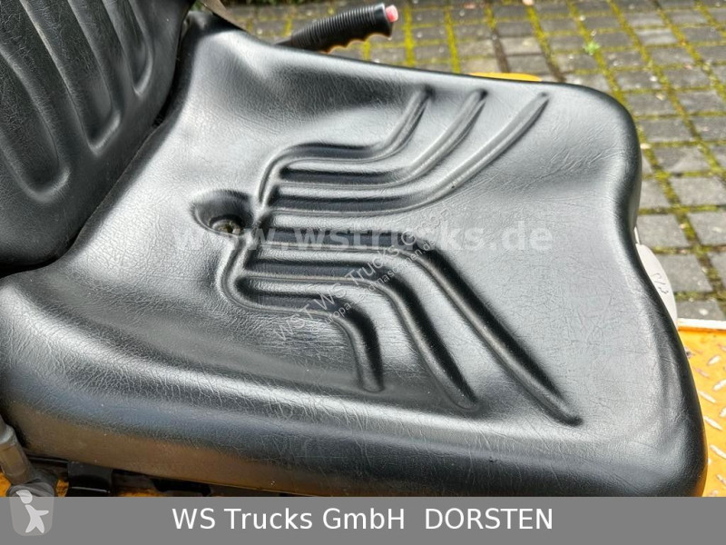Schäffer 2428 SLT Fahrerschutzkabine , Gabel ,...