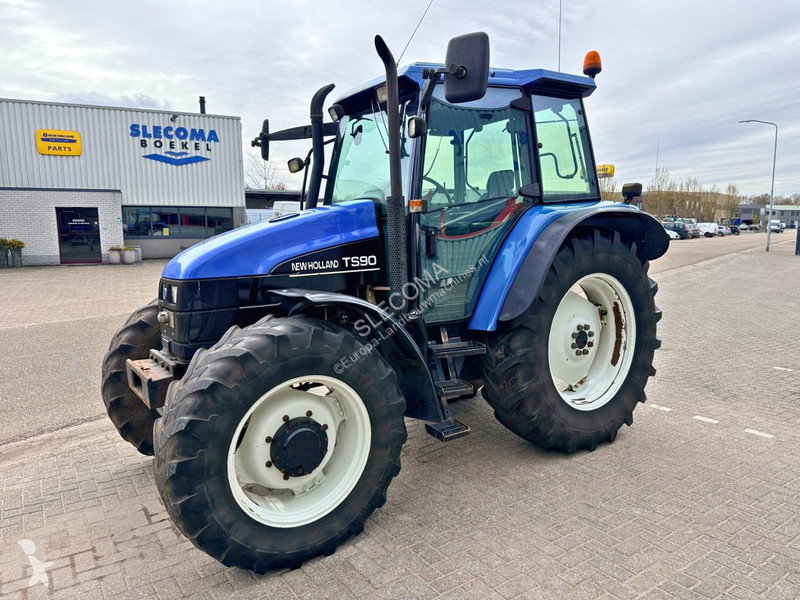 Landbrugstraktor New Holland TS90 4WD