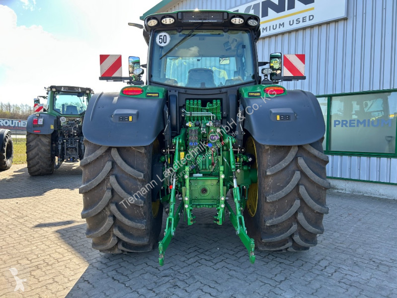 Landbrugstraktor John Deere 6R mit Power Gard