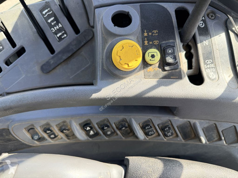 Ciągnik New Holland T7040 Power Command