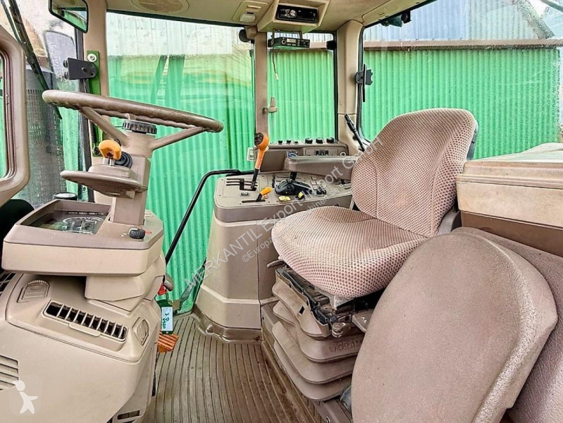 Lantbrukstraktor John Deere 6150M AutoQuad