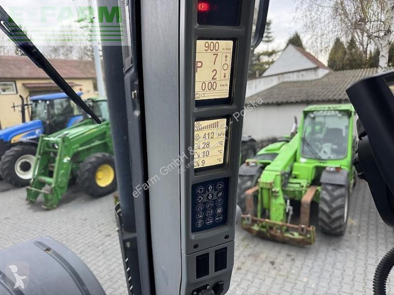 Traktor New Holland  t8.330 ultra command