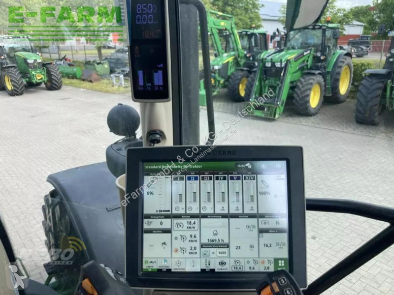 Landbrugstraktor John Deere  6r230