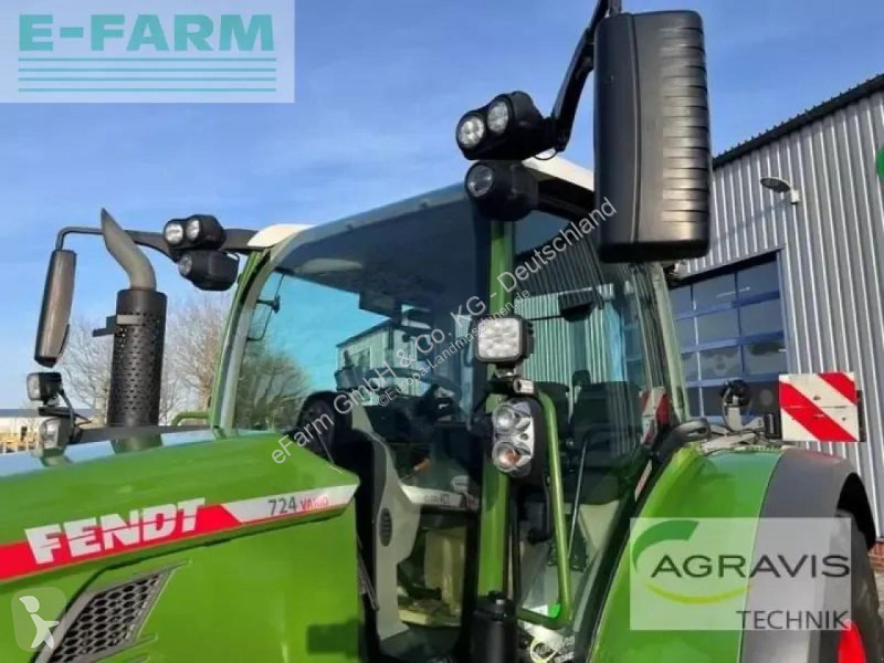 Landbrugstraktor Fendt  724 vario gen-6 profi+...