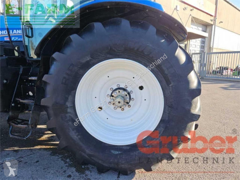Landbrugstraktor New Holland  t 7.270 ac