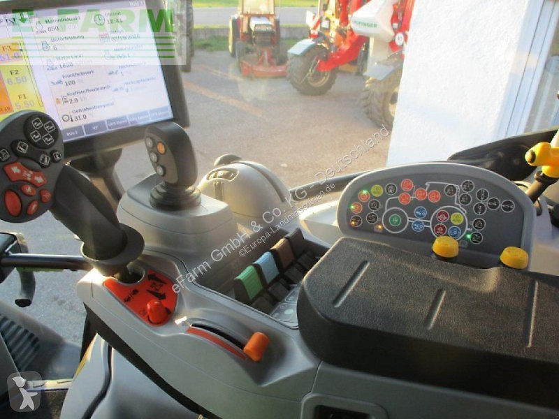 Landbrugstraktor New Holland  t 6.180 ac