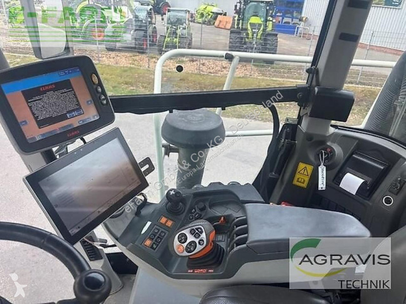 Landbrugstraktor Claas  xerion 4200 saddle trac