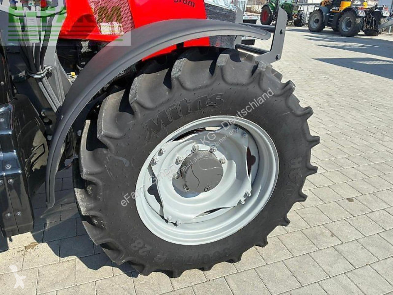 Landbrugstraktor Massey Ferguson  5711 m
