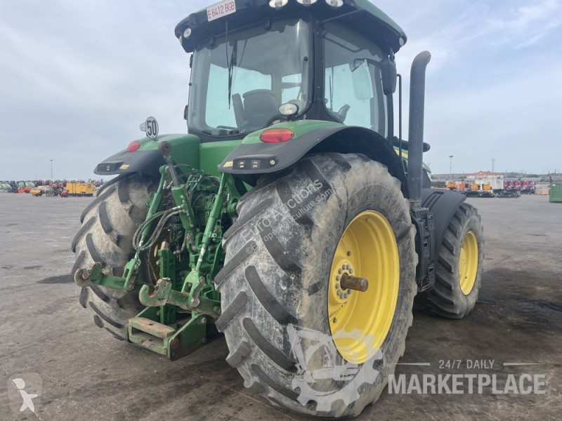 Tracteur agricole John Deere 7200R