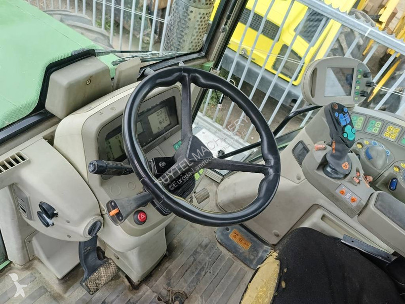Lantbrukstraktor Fendt 712 Vario TMS fronthef...