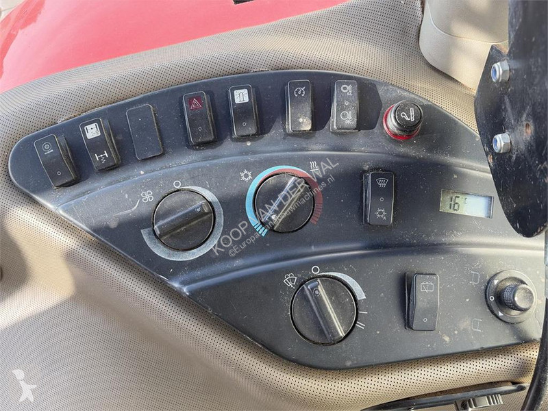 Case IH Magnum MX 285 tractor