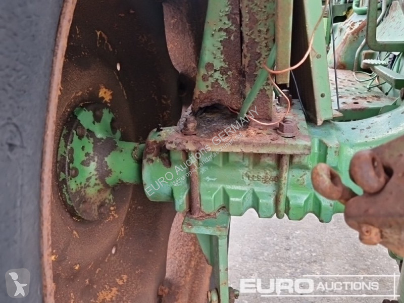 Lantbrukstraktor John Deere 2040