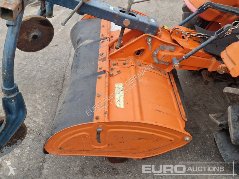 جرار زراعي Kubota B5000