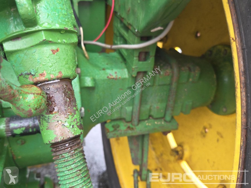 Сільськогосподарський трактор John Deere 3130