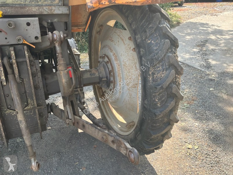 Lantbrukstraktor Renault 75 12 RS