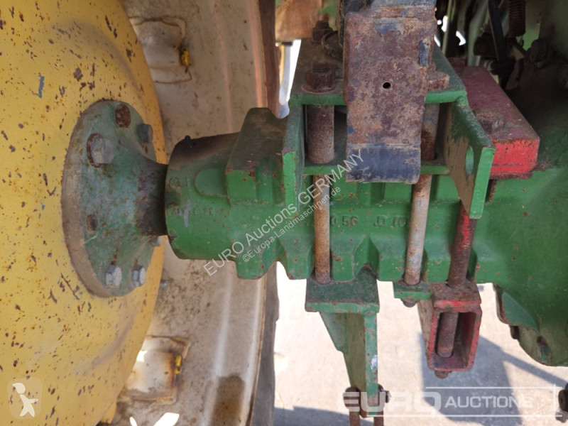 Lantbrukstraktor John Deere 2130