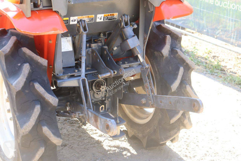 جرار زراعي Kubota GB16