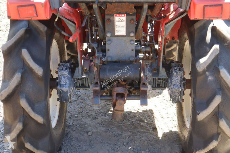جرار زراعي Yanmar KE-40