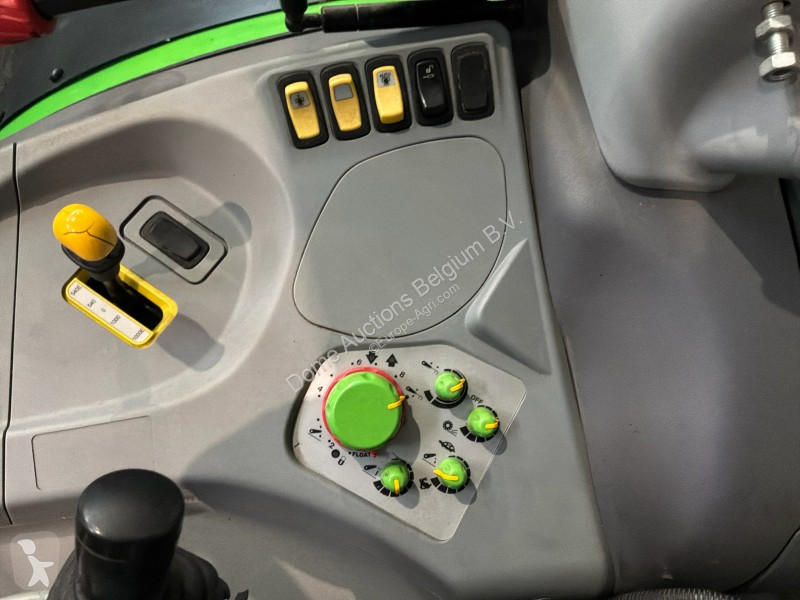 جرار زراعي Deutz-Fahr Agrotron TT420