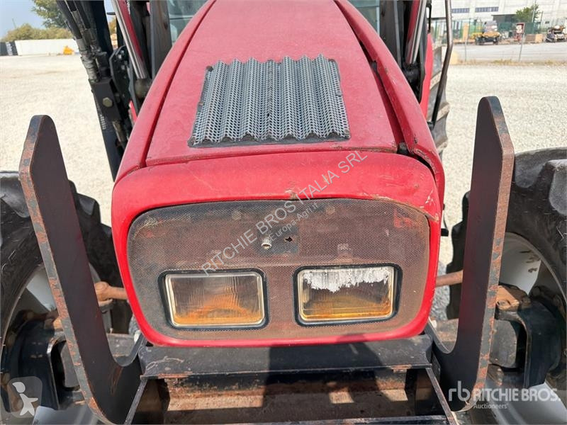 Сільськогосподарський трактор Massey Ferguson 4345