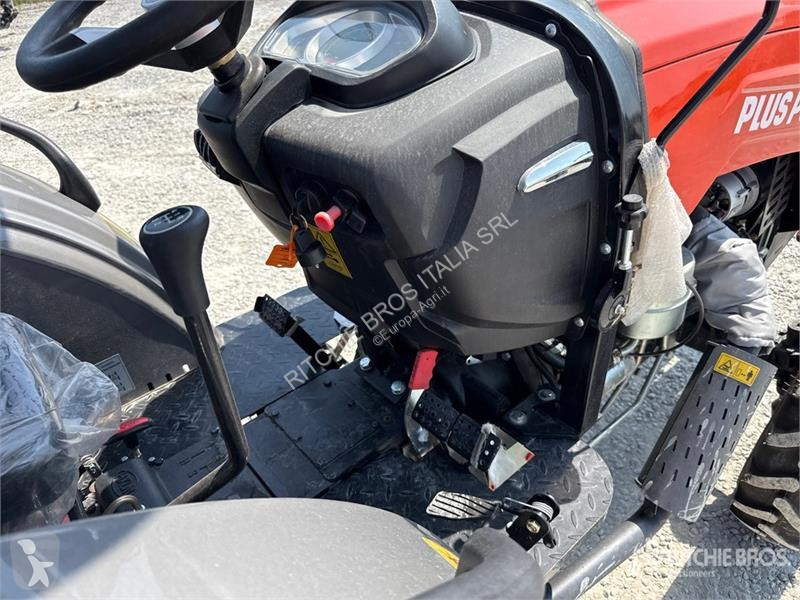 Сільськогосподарський трактор  TT604 4WD...