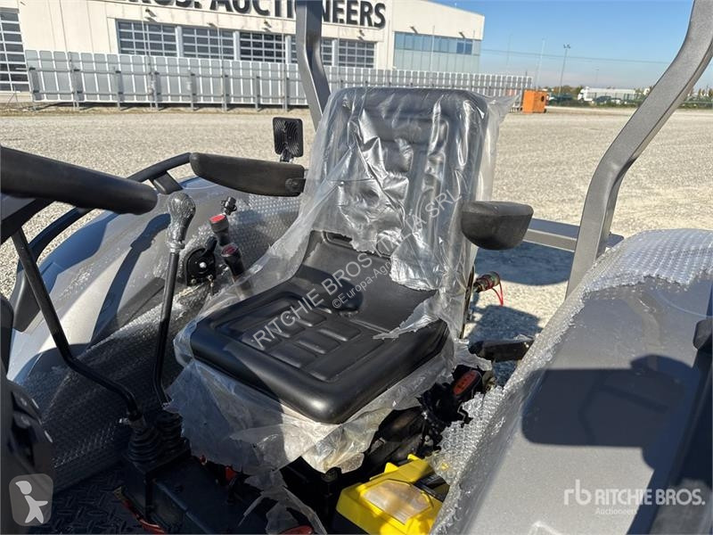 Сільськогосподарський трактор  TT604 4WD...