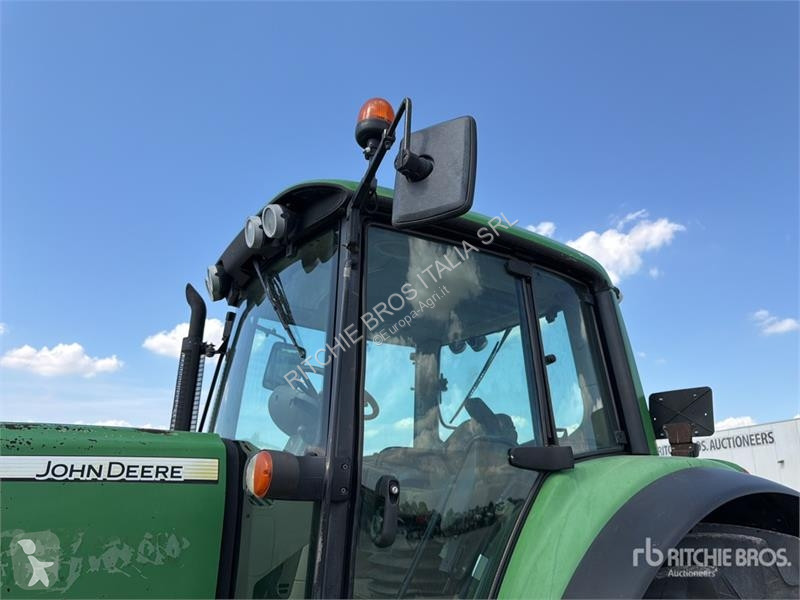 Tractor John Deere 6930 4WD Tractor
