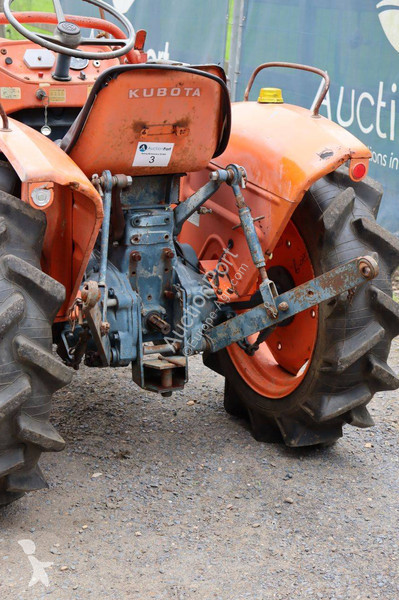 Kubota L2000DT tractor