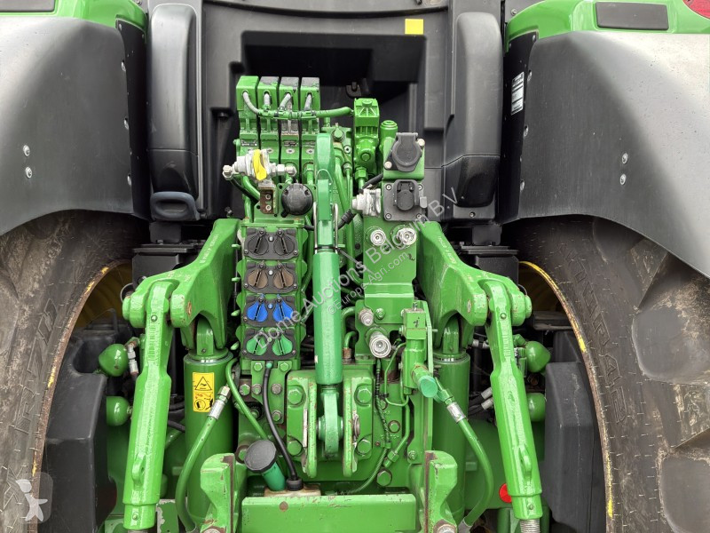 Ciągnik John Deere 6230R