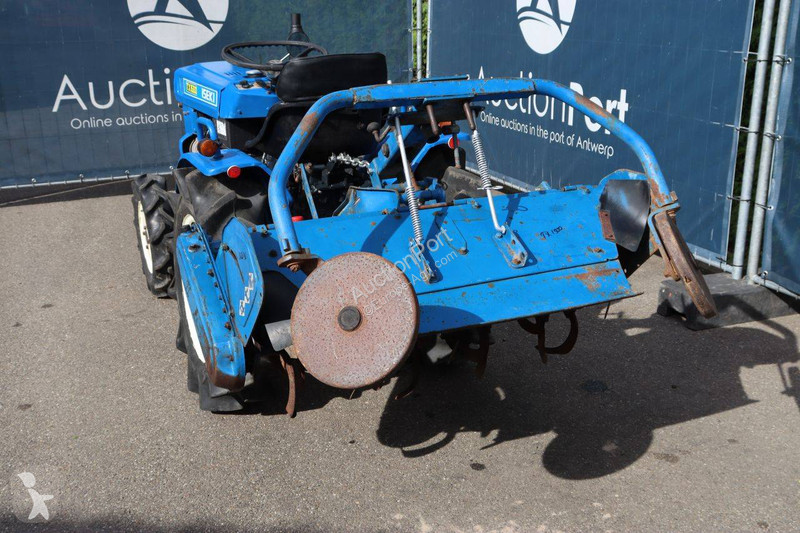 Tractor agrícola Iseki TX1500F