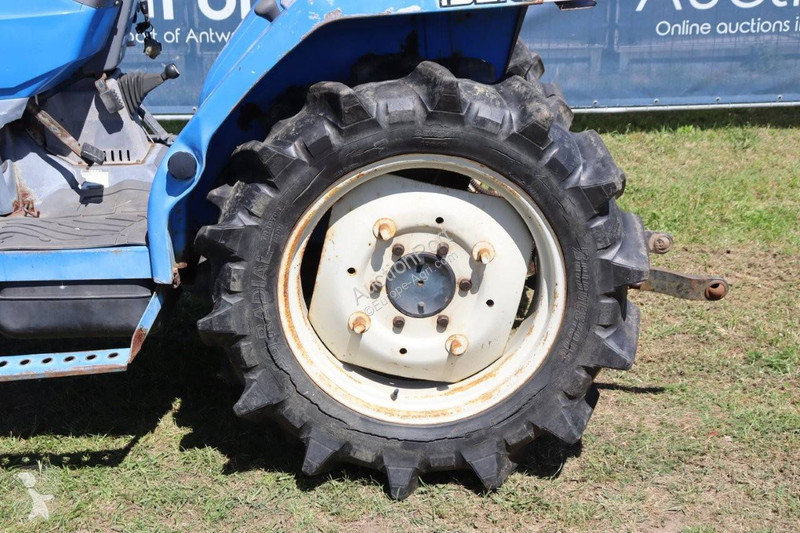 Tractor agrícola Iseki TG21F-IUVWX06