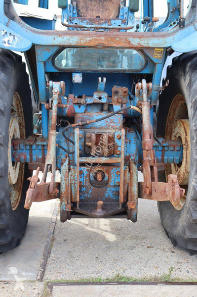 Tractor agrícola Ford TW-10