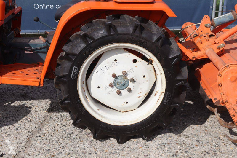 Tracteur agricole Kubota ZB1600