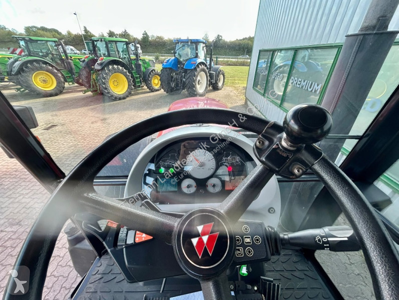 Massey Ferguson  7480 DYNA tractor