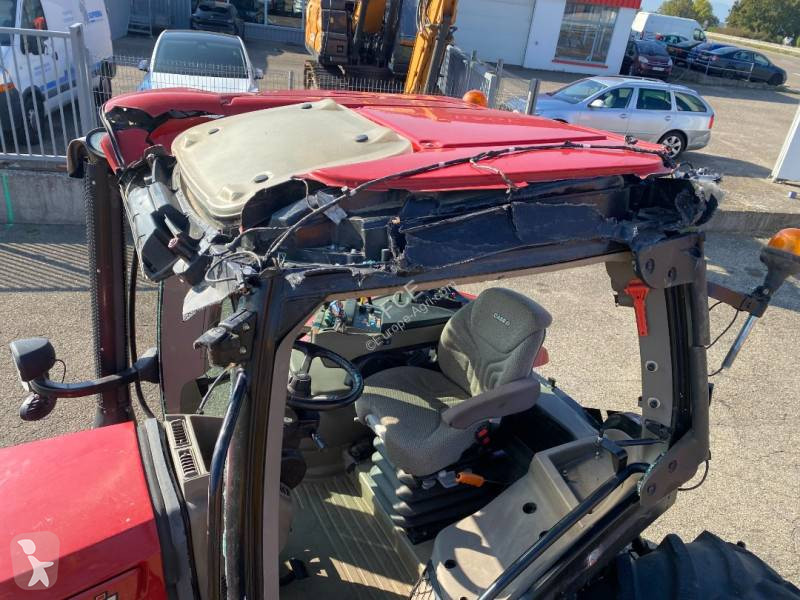 Tracteur agricole Case IH MAXXUM 125...