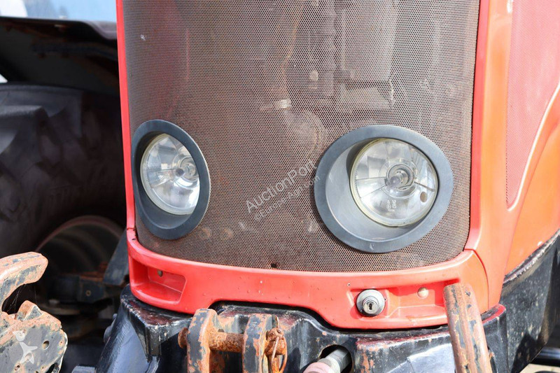 Zemědělský traktor Massey Ferguson 6490 Dyna-6