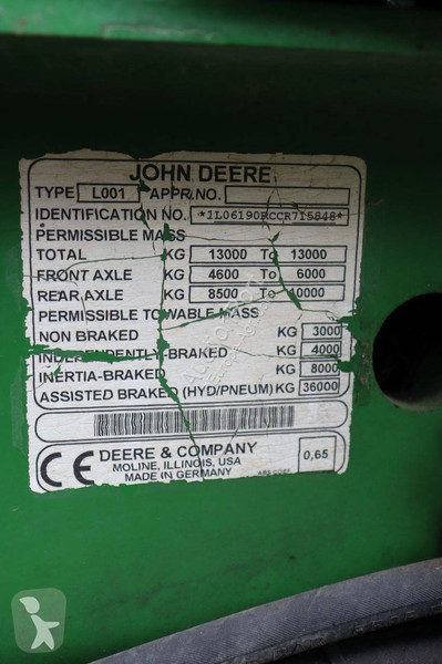 Zemědělský traktor John Deere 6190R