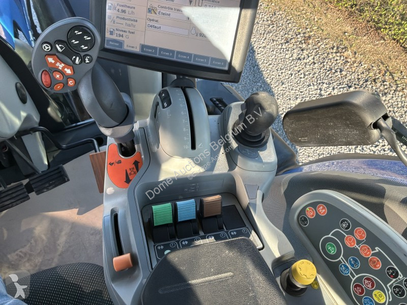 Zemědělský traktor New Holland T8.420