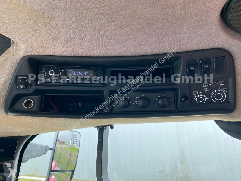 Tractor Steyr 6220...