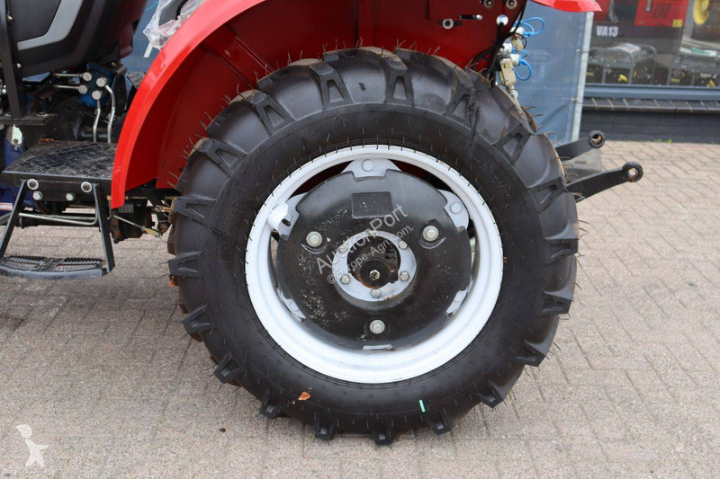 Tractor  504