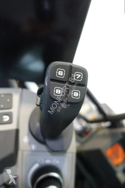 جرار زراعي JCB Icone