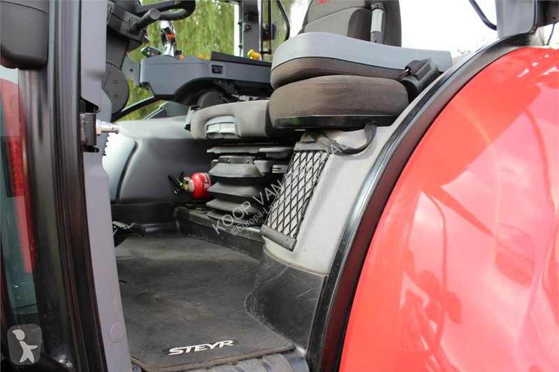 Tracteur agricole Steyr 6145 Profi CVT