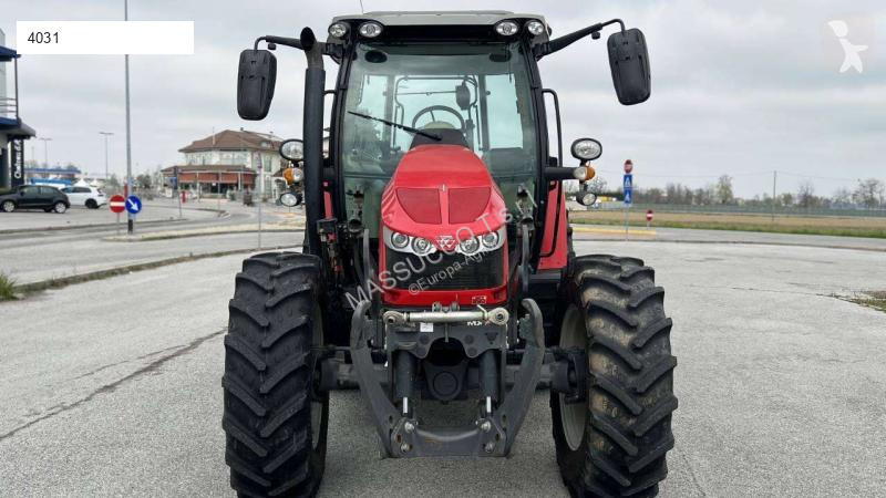 Tractor agrícola Massey Ferguson S5710 4X4