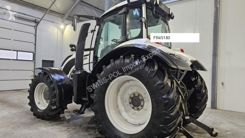 Tractor agrícola Valtra