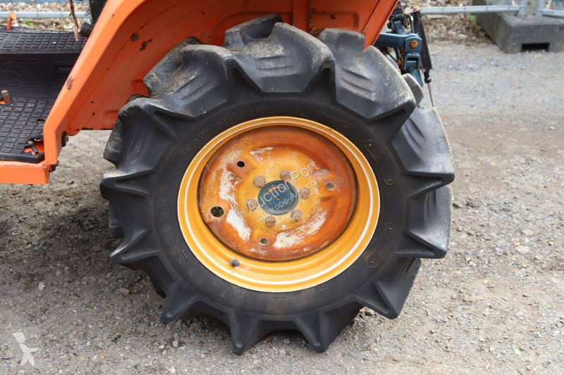 Landbrugstraktor Kubota B1-14 Bulltra