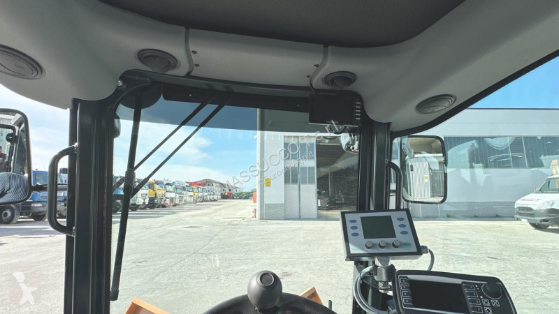 Landbrugstraktor  CITY RANGER 3070 4x4
